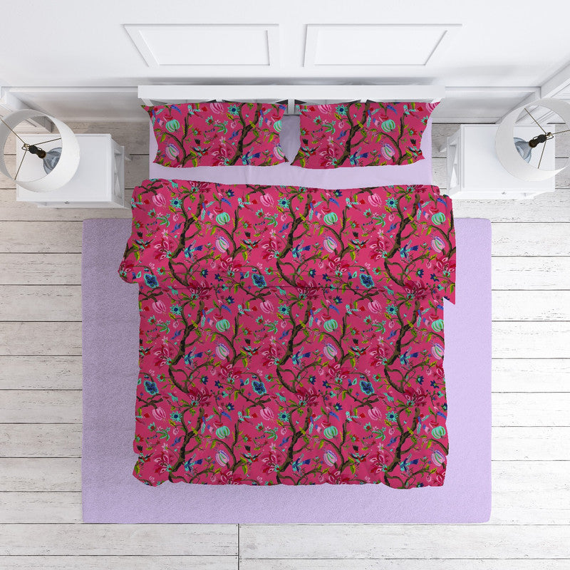 Chirping Bird cotton velvet bedcover in Raspberry